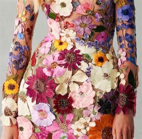 3D Flower Hourglass Dress 